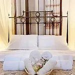 Cosmema House 1 Hot Tub And Swimming Pool Tatil Evi