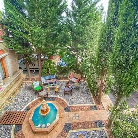 Cosmema House 1 Hot Tub And Swimming Pool بيت للعطل Stroumbi