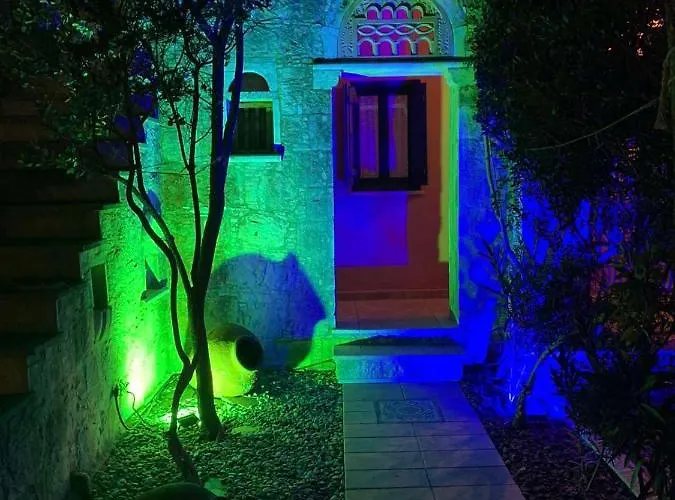 Cosmema House 1 Hot Tub And Swimming Pool Prázdninový dům