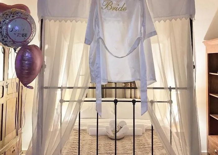 Cosmema House 1 Hot Tub And Swimming Pool Prázdninový dům