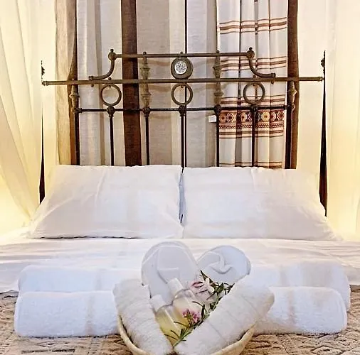 Cosmema House 1 Hot Tub And Swimming Pool 別荘